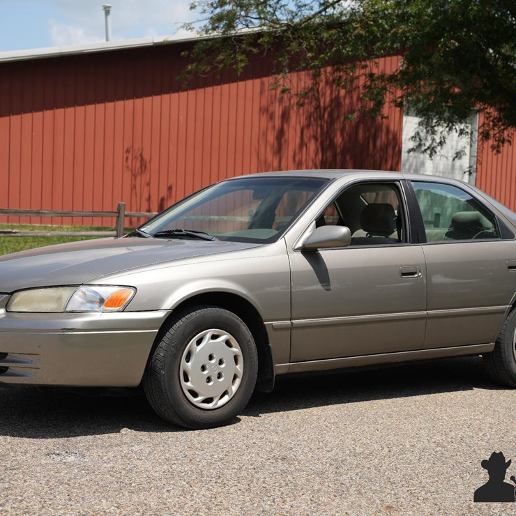 Run #167 - 1998 Toyota Camry CLX Sedan