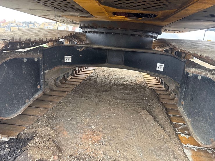 2019-deere-160g-lc-image-24