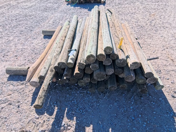 #2026-•-assorted-unused-wooden-posts-(54-count)-image-3