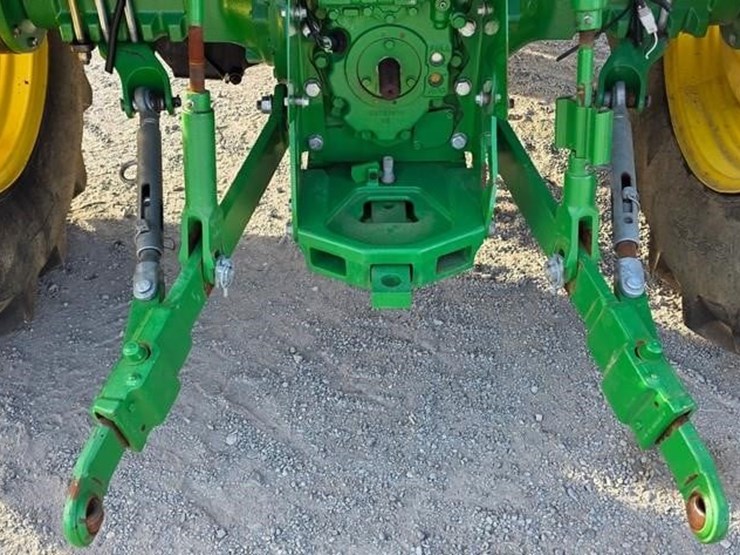 2019-john-deere-5100e-image-28