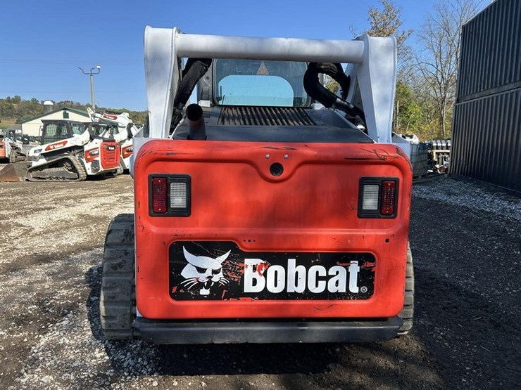 2023-bobcat-t650-skid-steer-loader-image-4