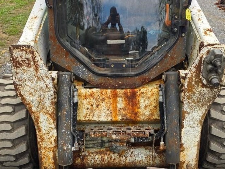 2014-bobcat-s770-image-36