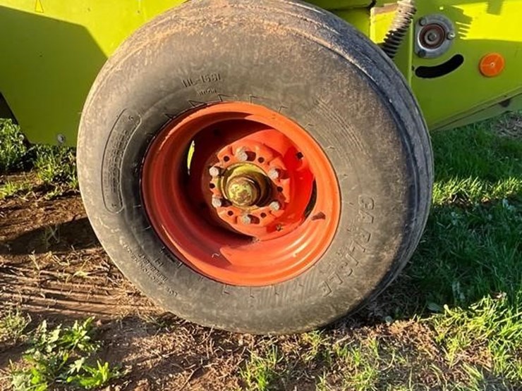 claas-rollant-250rc-image-21