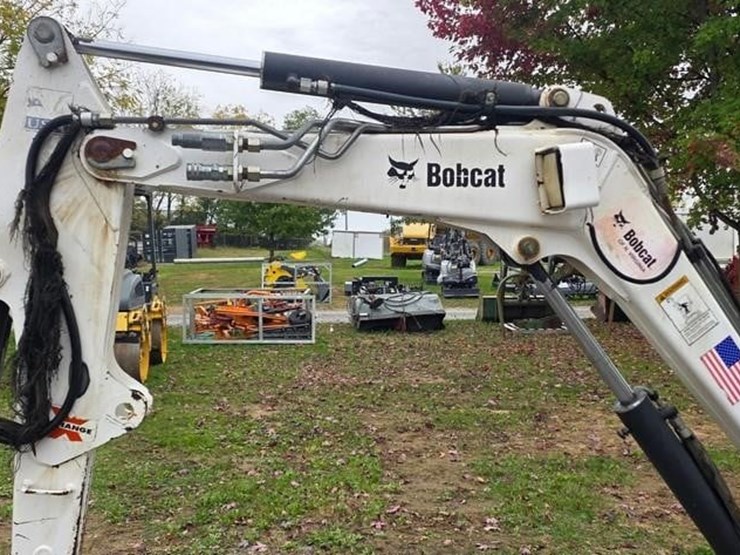2009-bobcat-425-image-10