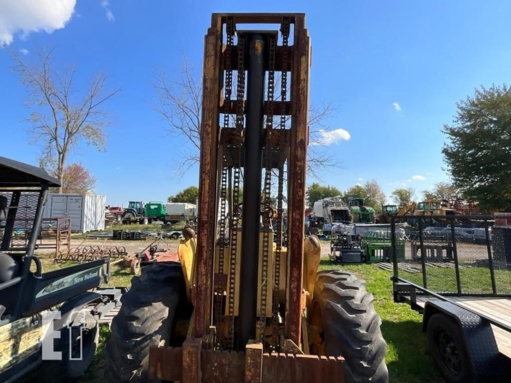 deere-380d-image-8