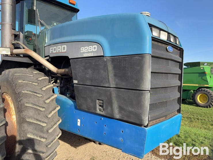 ford-versatile-9280-4wd-tractor-image-12