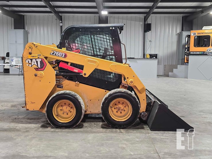2022-caterpillar-226d3-image-6