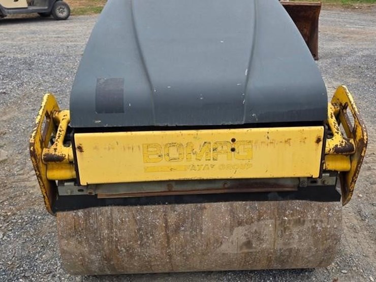 2012-bomag-bw120ad-4-image-24