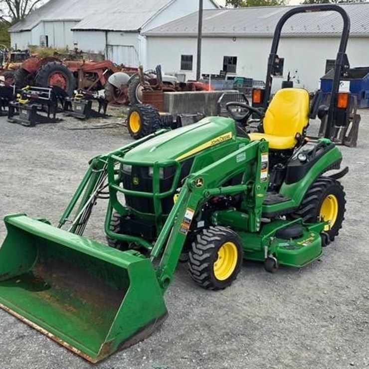 2014 JOHN DEERE 1025R