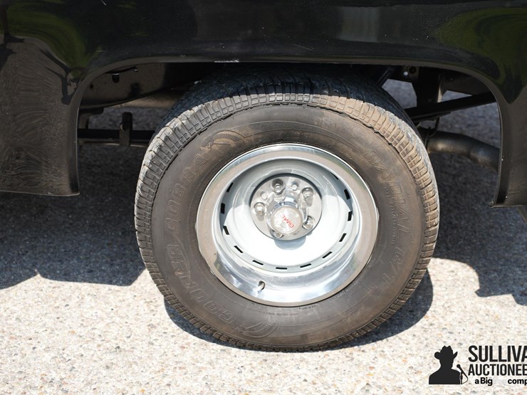 run-#138---1984-gmc-sierra-c1500-stepside-pickup-image-17