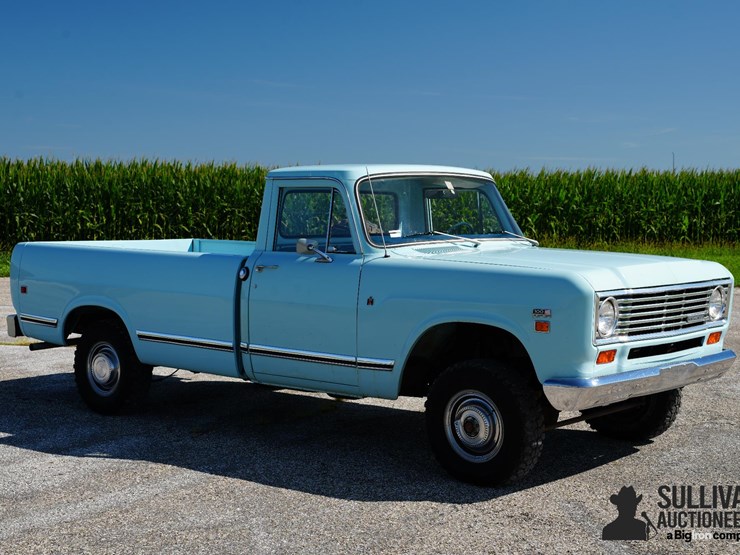 run-#54---1974-international-100-4x4-pickup-image-3