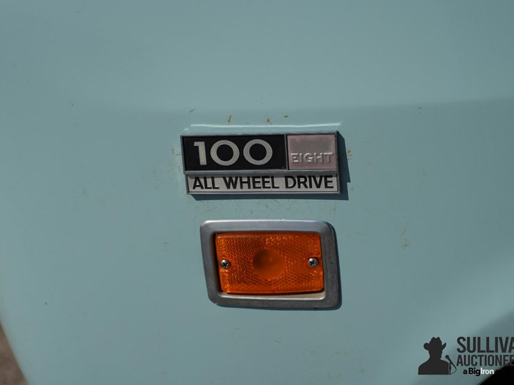 run-#54---1974-international-100-4x4-pickup-image-17