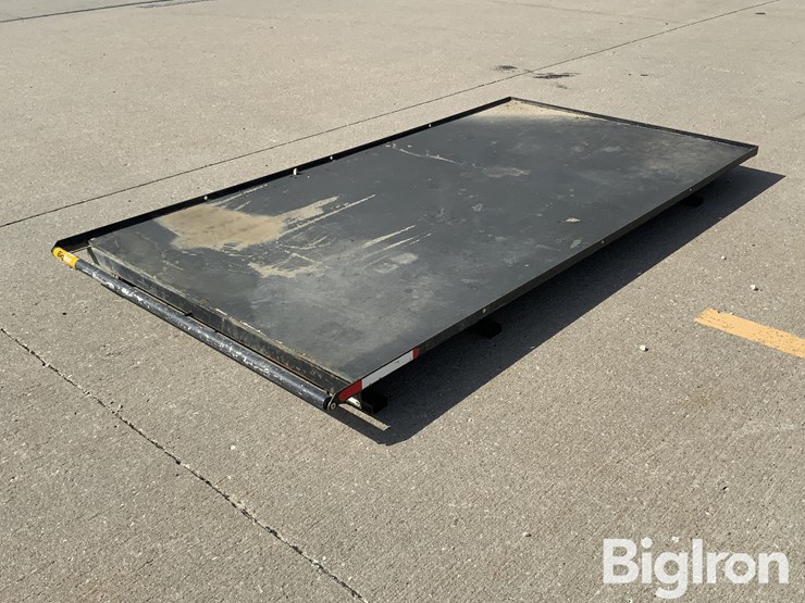 bedslide-8’-rolling-truck-bed-cargo-tray-image-7