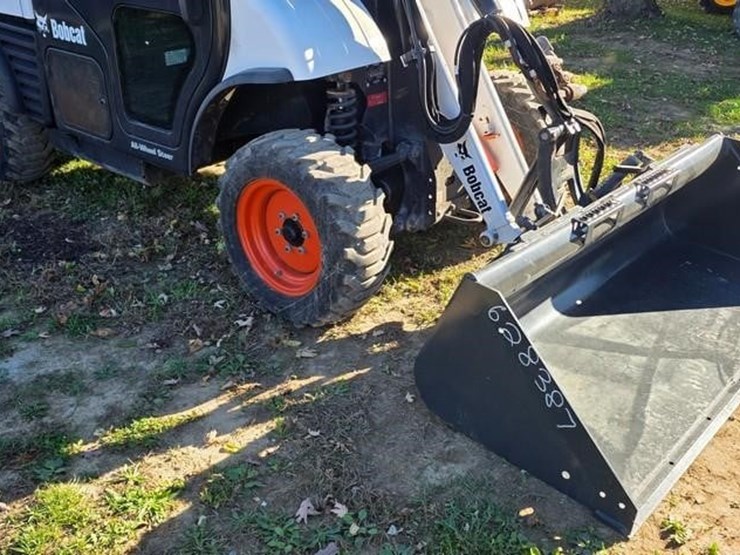 2010-bobcat-toolcat-5600-image-6