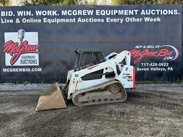 2023-bobcat-t740-skid-steer-loader-image-1