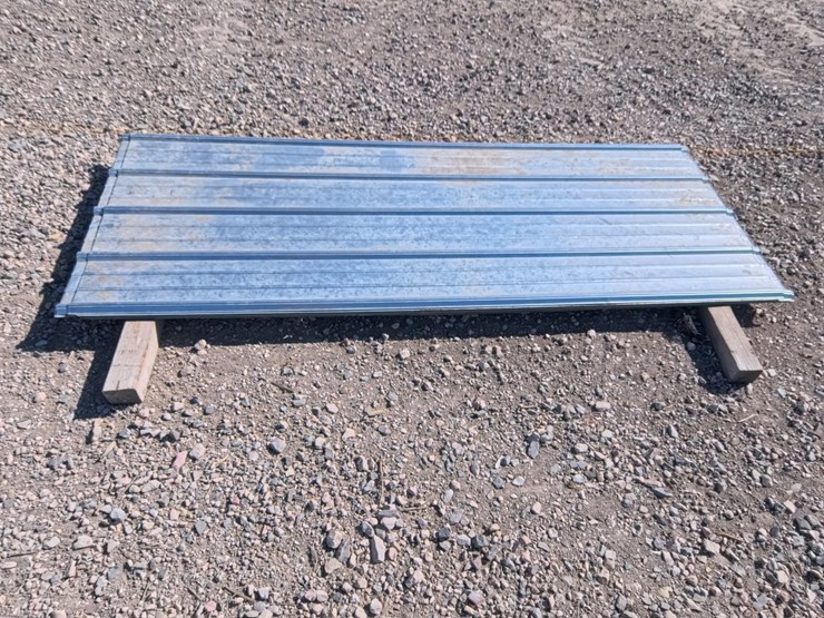 #2022-•-3'-x-8'-unused-metal-galvanized-panels-(20-count)-image-6