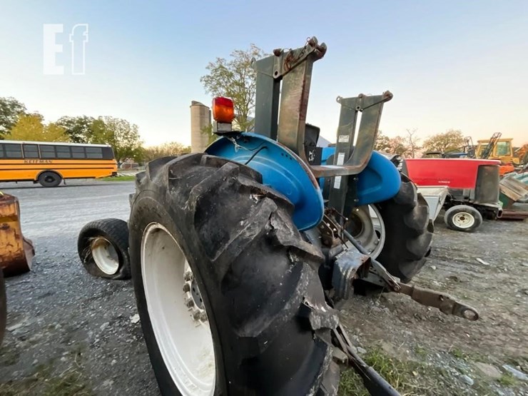 new-holland-3930-image-15
