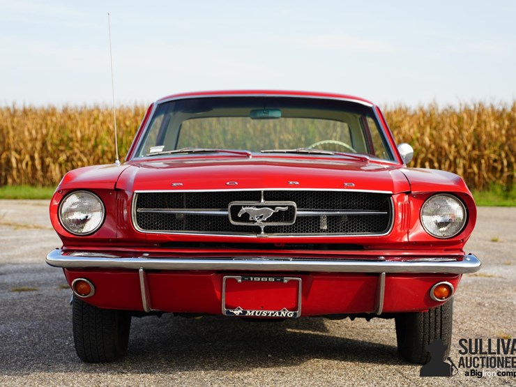 run-#89---1965-ford-mustang-coupe-image-2
