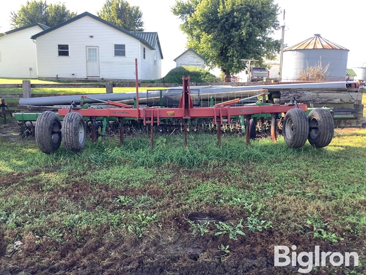 case-ih-14-v-ripper/subsoiler-plow-image-2