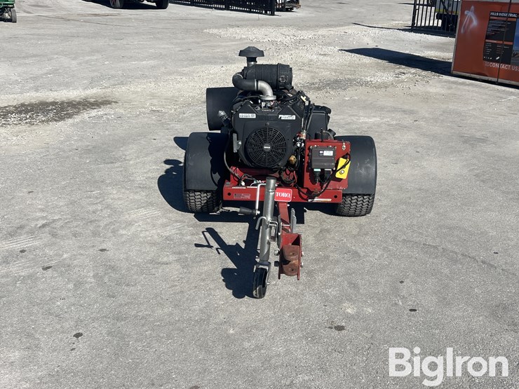 toro-pro-force-44552-pull-type-debris-blower-image-2