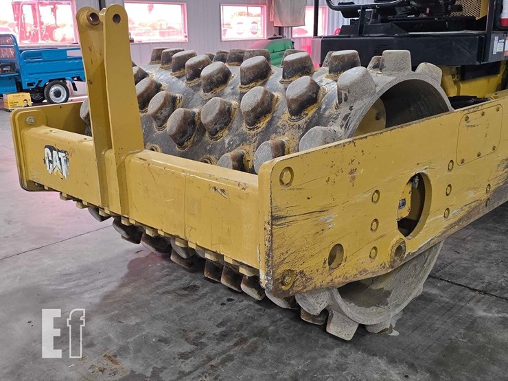 2019-caterpillar-cp44b-image-9