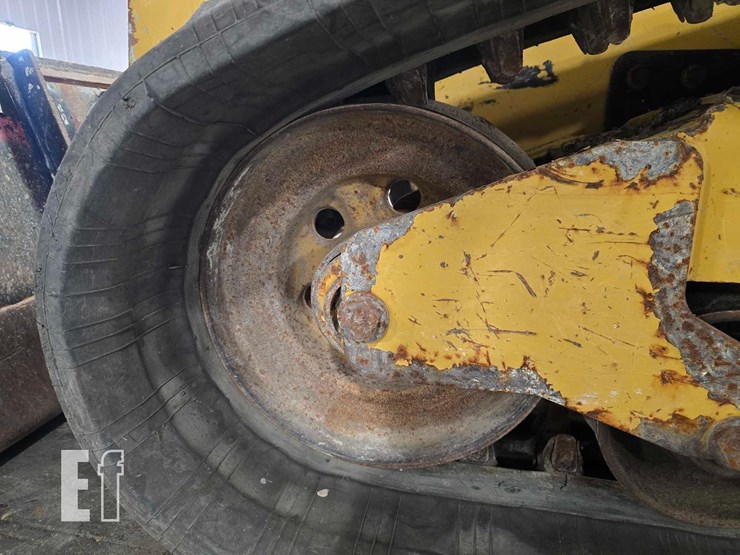 2018-caterpillar-299d2-image-24