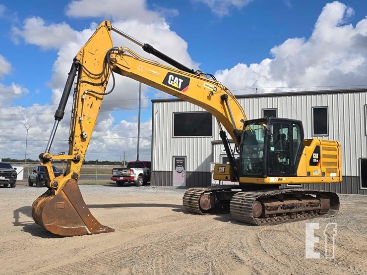 2018-caterpillar-320gc-image-1