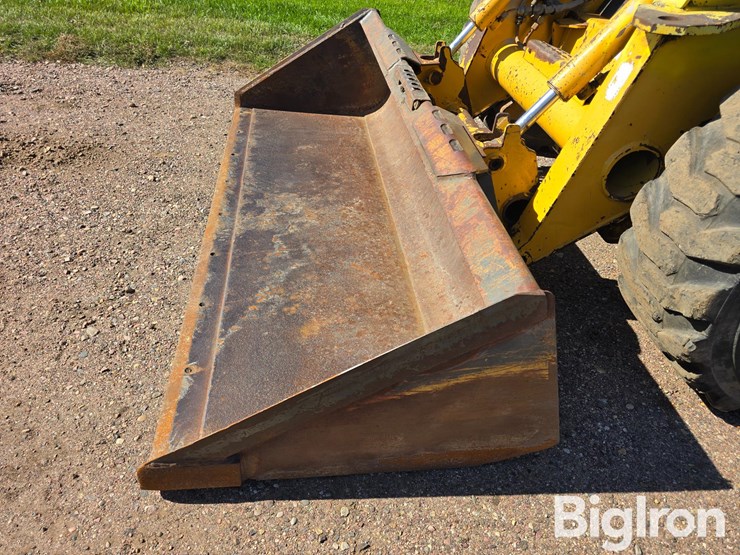 2000-john-deere-270-skid-steer-image-11