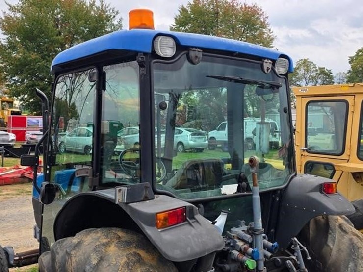 new-holland-tn65d-image-16