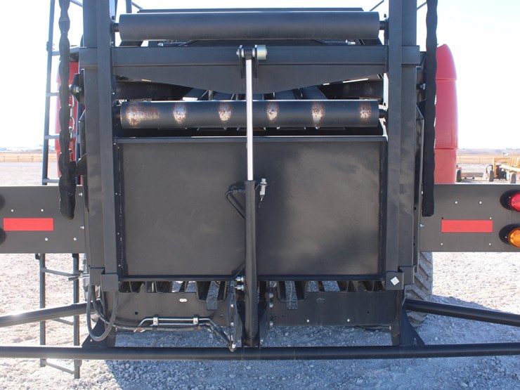 #1024-•-2019-case-ih-lb434xl-square-baler-image-32