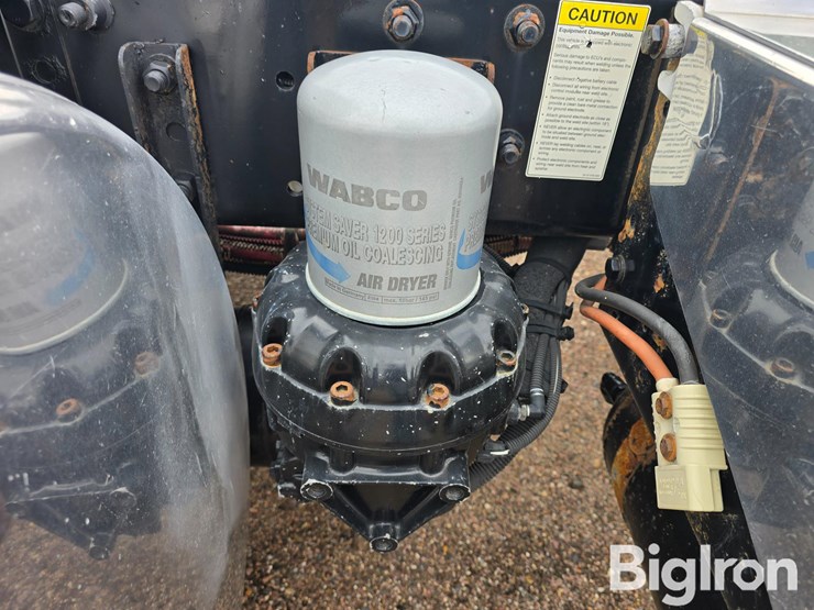 2012-freightliner-m2-112-t/a-truck-tractor-image-15