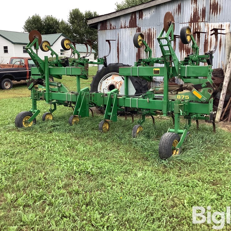 John Deere 875 8R38 Rear Mount Cultivator