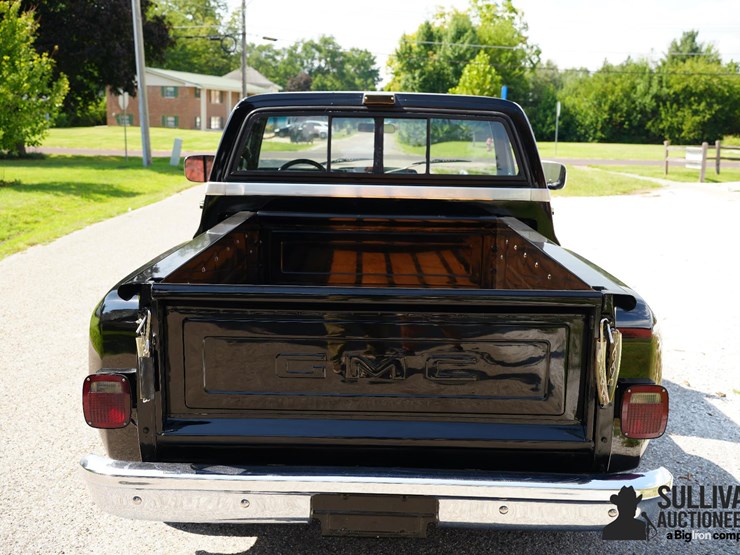 run-#138---1984-gmc-sierra-c1500-stepside-pickup-image-6