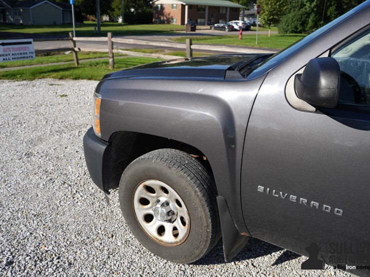 run-#6---2011-chevrolet-silverado-extended-cab-2wd-pickup-image-12