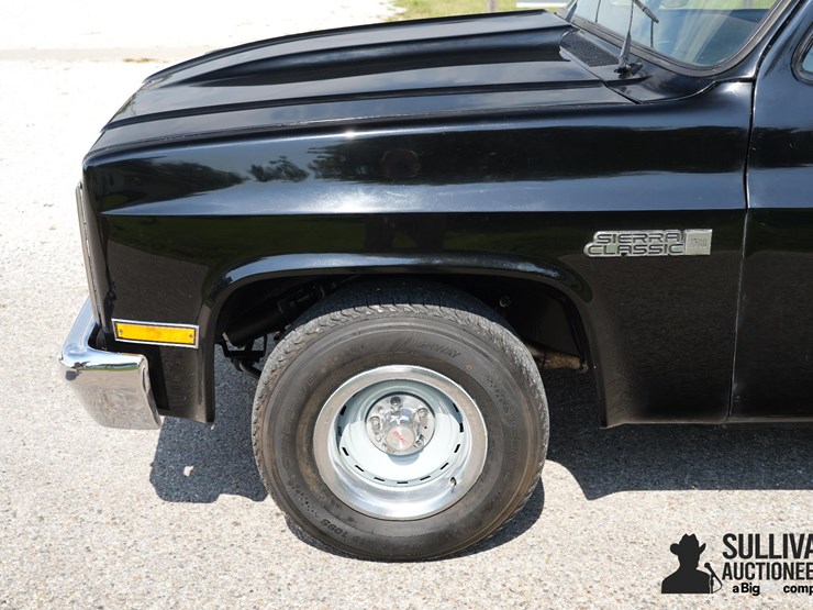 run-#138---1984-gmc-sierra-c1500-stepside-pickup-image-12