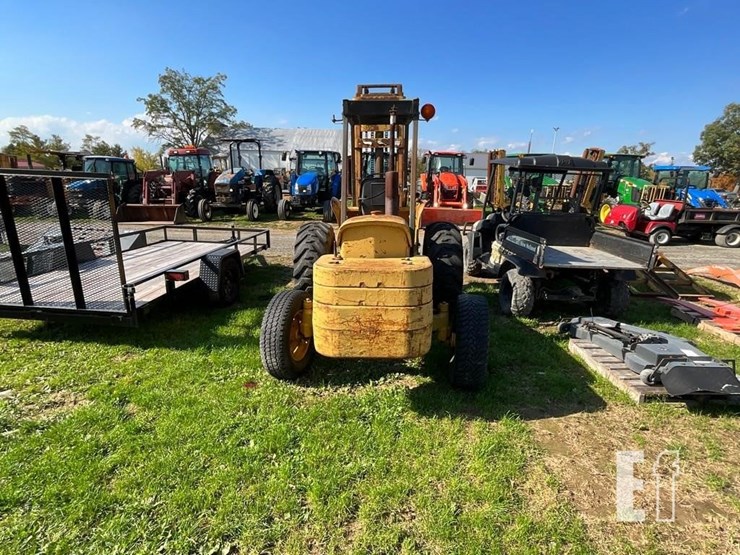 deere-380d-image-11