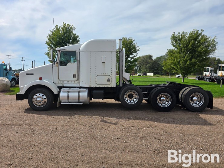 1999-kenworth-t800-tri/a-truck-tractor-image-8