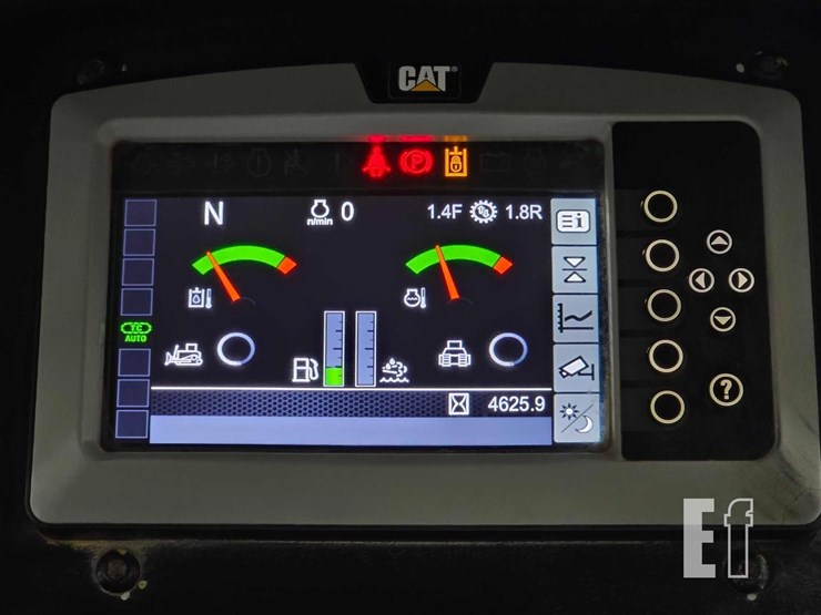 2021-caterpillar-d4-lgp-image-16
