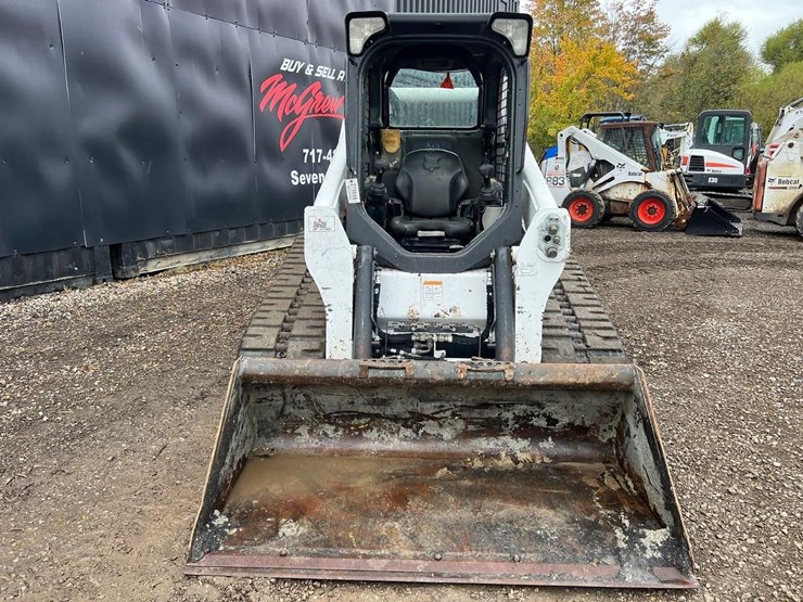 2022-bobcat-t740-skid-steer-loader-image-9
