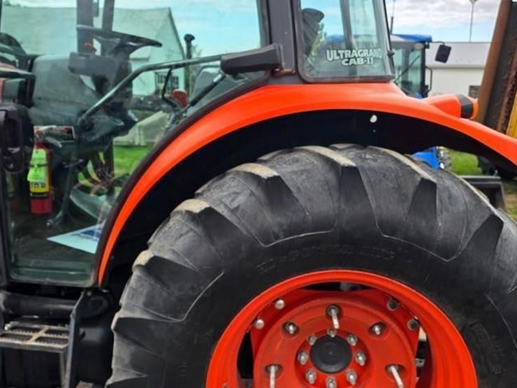 2017-kubota-m5-091d-image-17