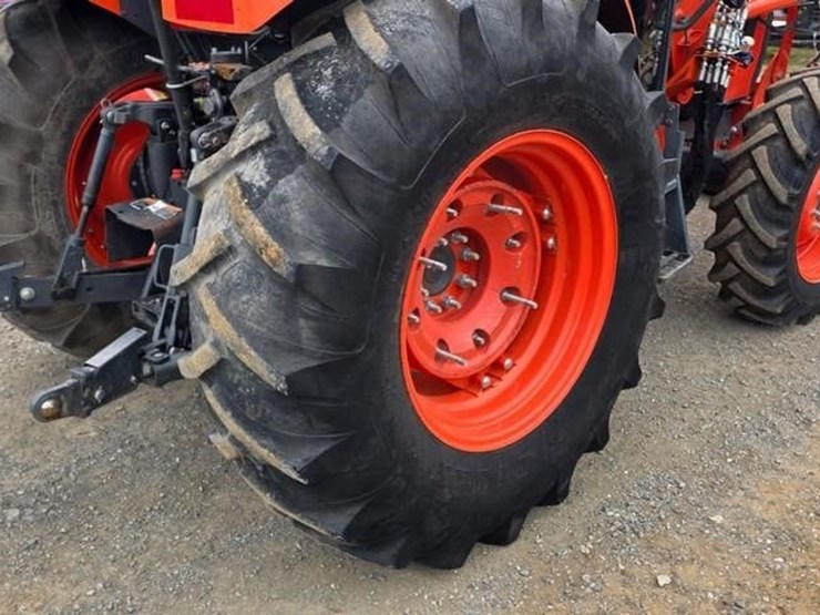 2017-kubota-m5-091d-image-25