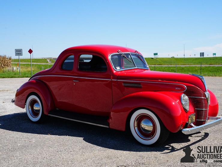 run-#63---1939-ford-street-rod-coupe-image-3