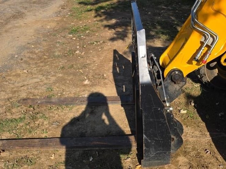 2018-jcb-505-20tc-image-9