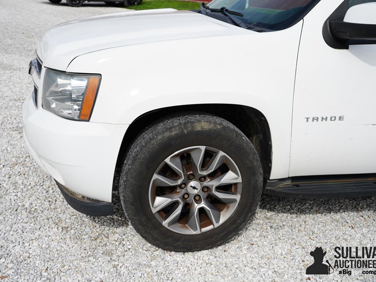 run-#45---2013-chevrolet-tahoe-k1500-4x4-image-12