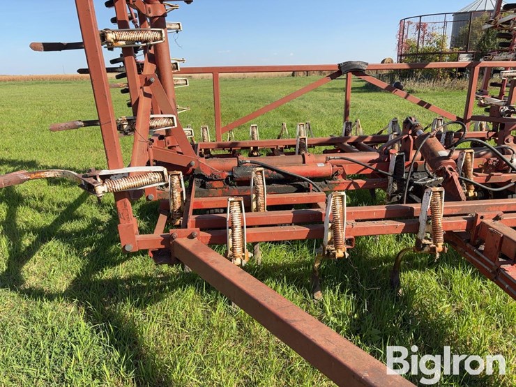 wil-rich-27’-field-cultivator-image-16