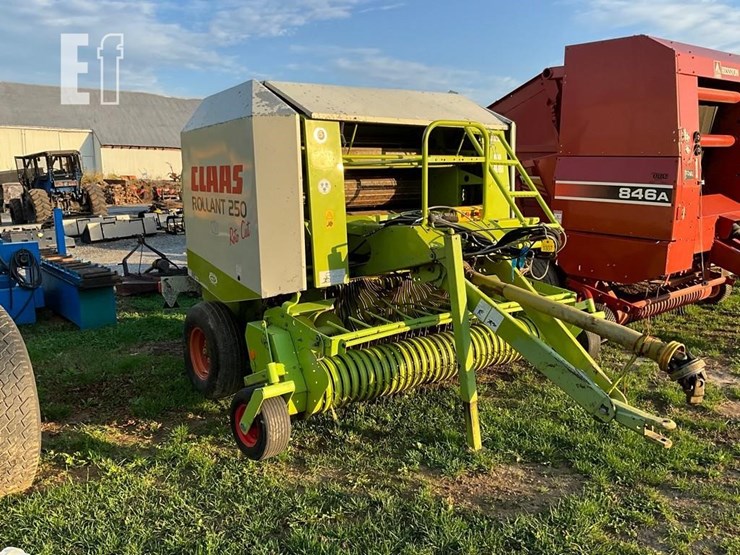 claas-rollant-250rc-image-1