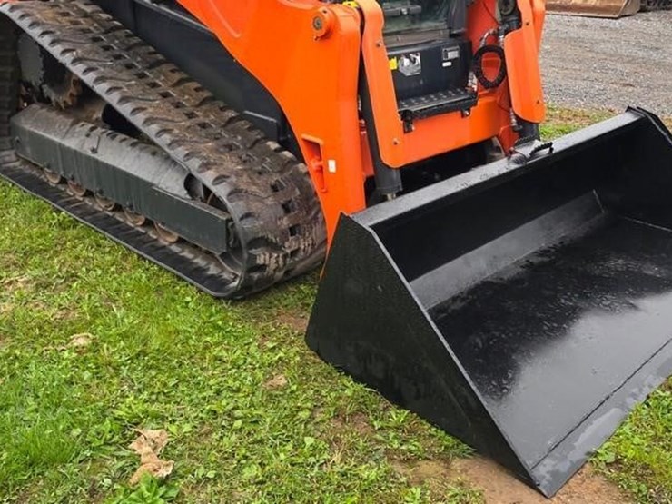 2017-kubota-svl95-2s-image-34