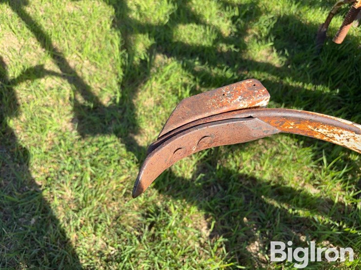 wil-rich-27’-field-cultivator-image-19