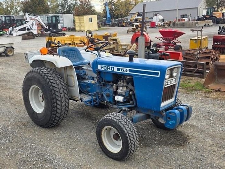 ford-1700-image-2