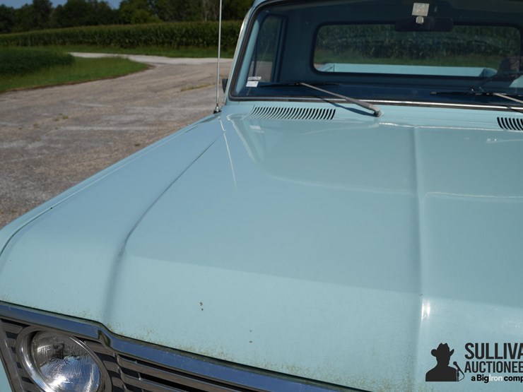 run-#54---1974-international-100-4x4-pickup-image-13
